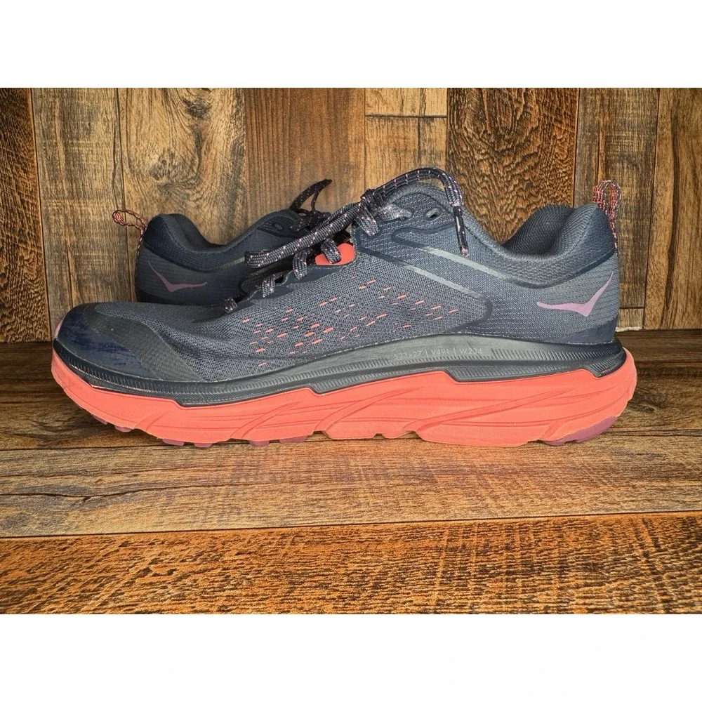 Hoka One One Challenger ATR 6‎ Women's Size 8 B Trail Running Shoes 1106512 EUC